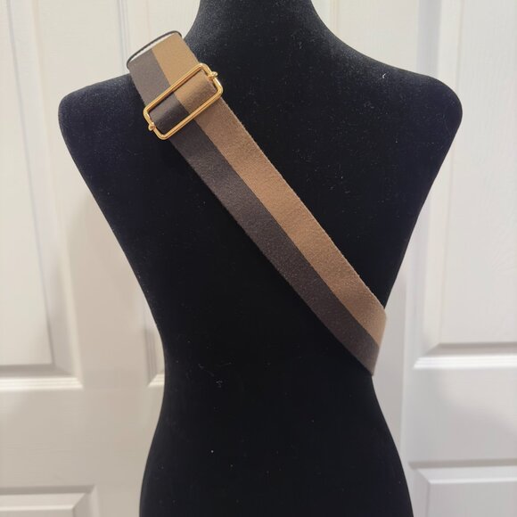 Fendi Guitar Strap Bag in Lavender - Picture 6 of 9